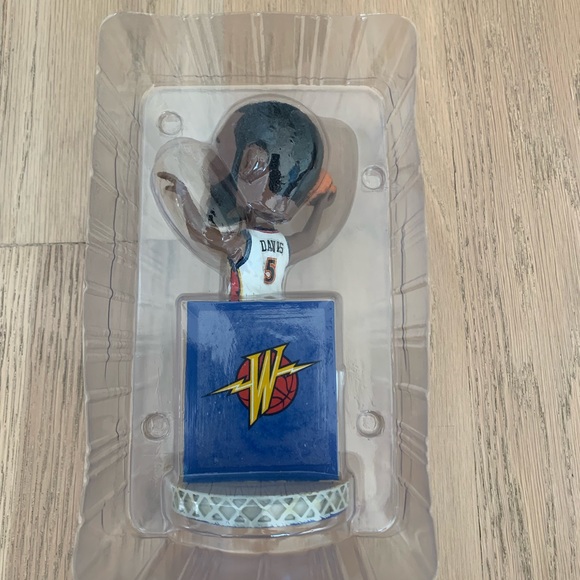 Warriors Baron Davis bobble head - Picture 4 of 5